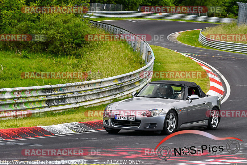 Bild #17092780 - Touristenfahrten Nürburgring Nordschleife (11.06.2022)