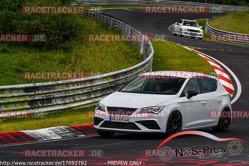 Bild #17092782 - Touristenfahrten Nürburgring Nordschleife (11.06.2022)