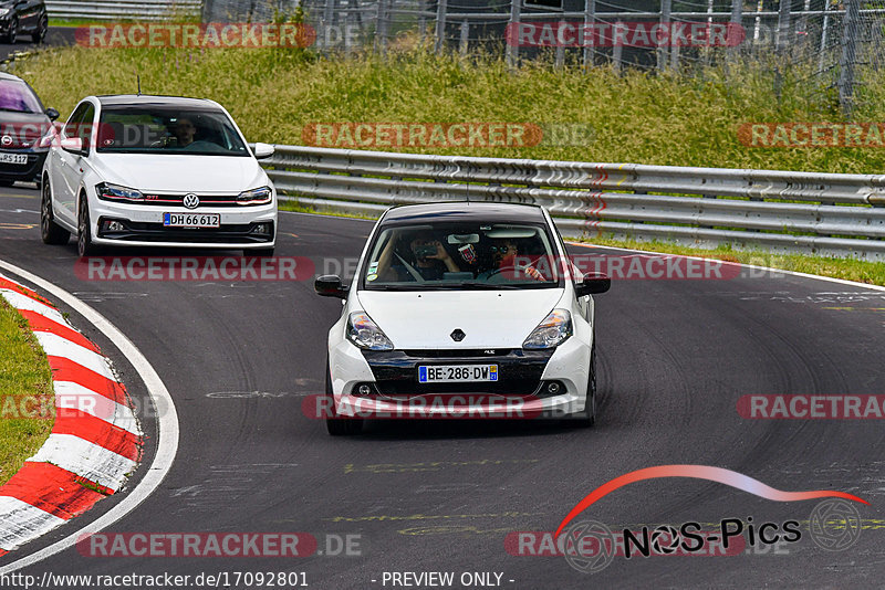 Bild #17092801 - Touristenfahrten Nürburgring Nordschleife (11.06.2022)