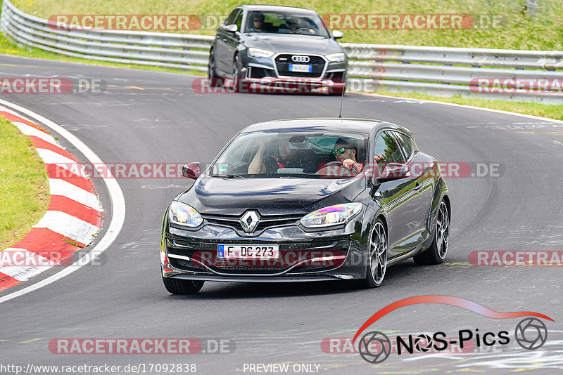 Bild #17092838 - Touristenfahrten Nürburgring Nordschleife (11.06.2022)