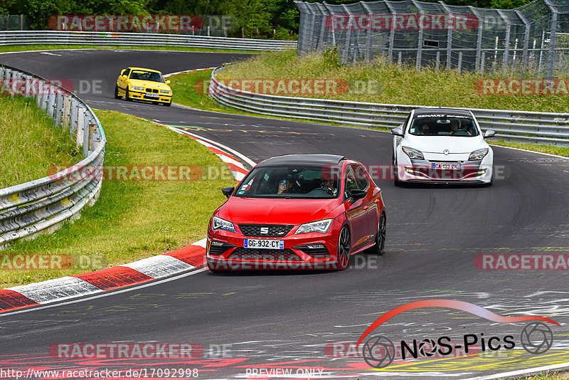 Bild #17092998 - Touristenfahrten Nürburgring Nordschleife (11.06.2022)