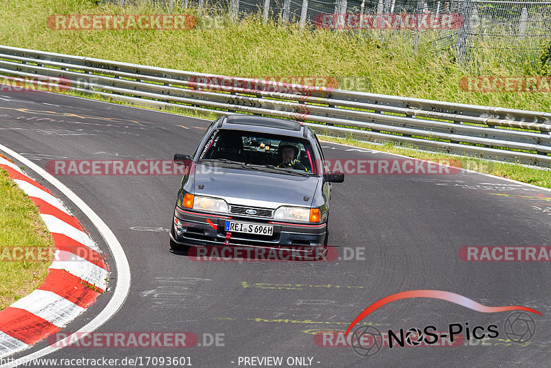 Bild #17093601 - Touristenfahrten Nürburgring Nordschleife (11.06.2022)