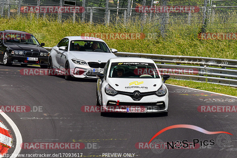 Bild #17093617 - Touristenfahrten Nürburgring Nordschleife (11.06.2022)