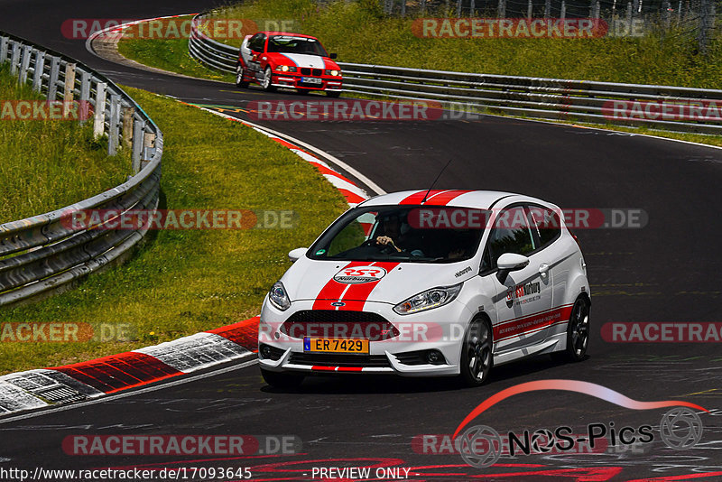 Bild #17093645 - Touristenfahrten Nürburgring Nordschleife (11.06.2022)