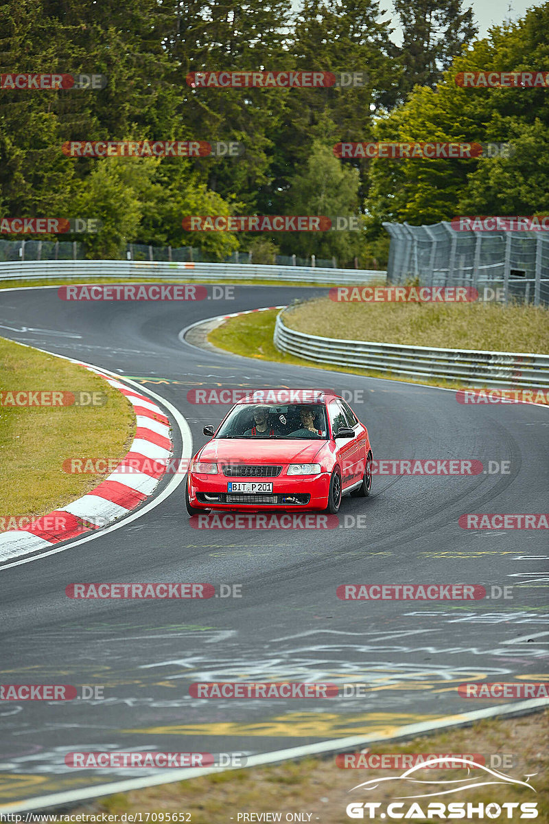 Bild #17095652 - Touristenfahrten Nürburgring Nordschleife (11.06.2022)