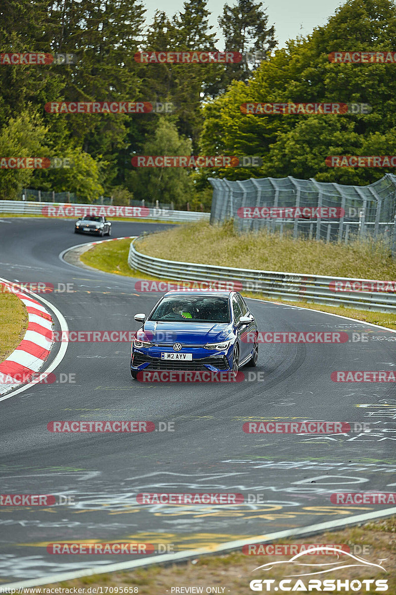 Bild #17095658 - Touristenfahrten Nürburgring Nordschleife (11.06.2022)