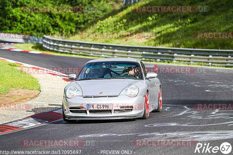 Bild #17095697 - Touristenfahrten Nürburgring Nordschleife (11.06.2022)