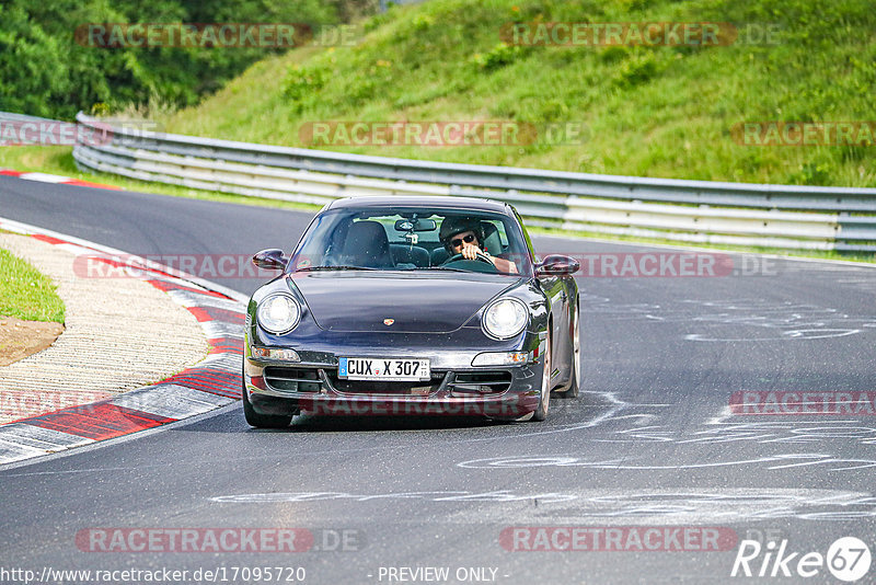 Bild #17095720 - Touristenfahrten Nürburgring Nordschleife (11.06.2022)