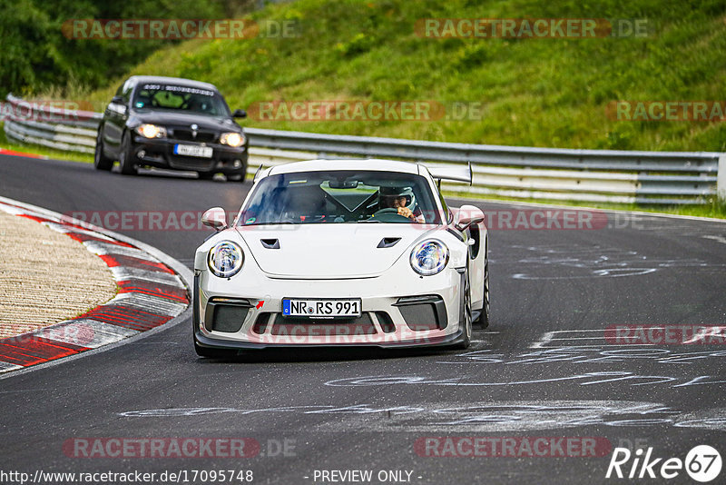 Bild #17095748 - Touristenfahrten Nürburgring Nordschleife (11.06.2022)