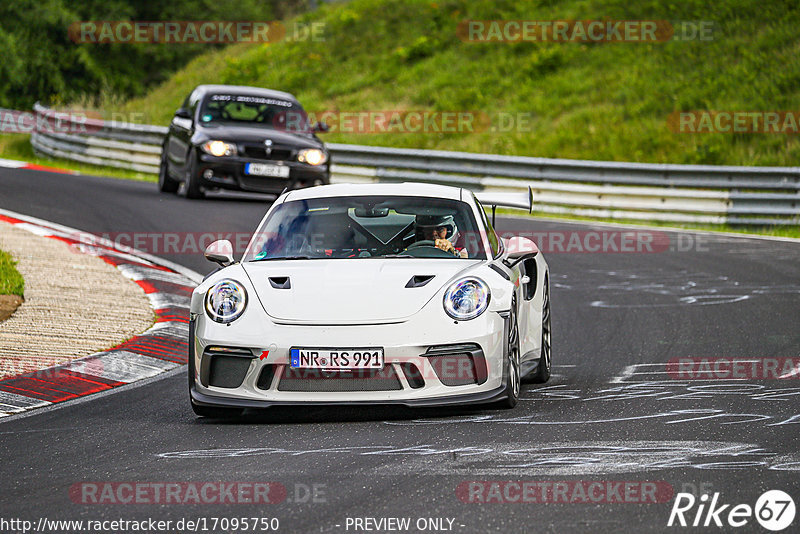 Bild #17095750 - Touristenfahrten Nürburgring Nordschleife (11.06.2022)