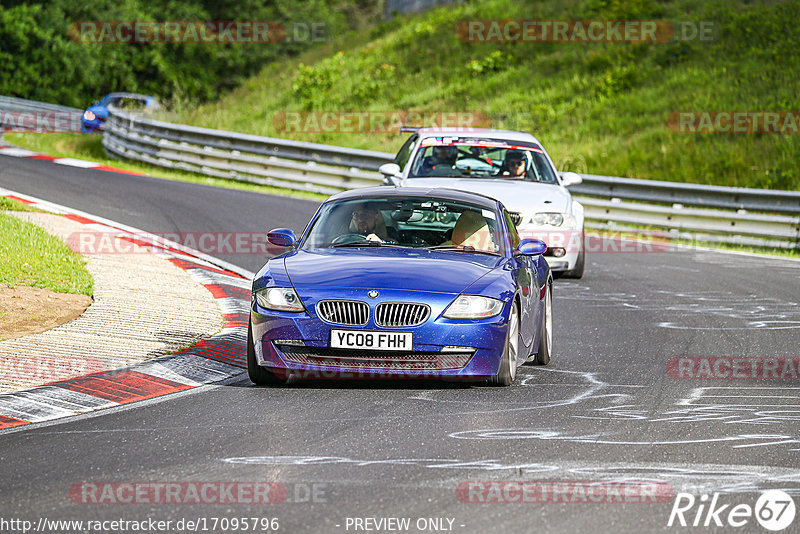 Bild #17095796 - Touristenfahrten Nürburgring Nordschleife (11.06.2022)