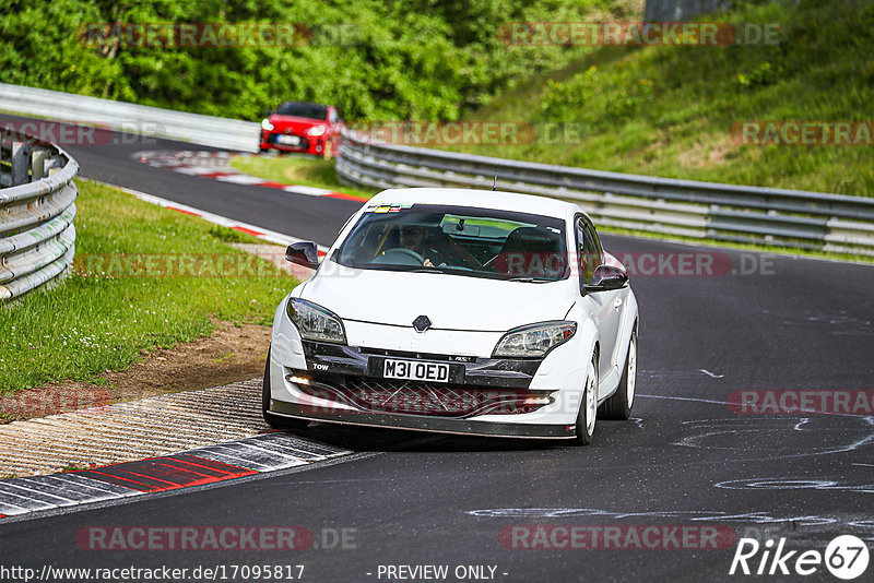 Bild #17095817 - Touristenfahrten Nürburgring Nordschleife (11.06.2022)