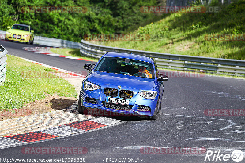 Bild #17095828 - Touristenfahrten Nürburgring Nordschleife (11.06.2022)