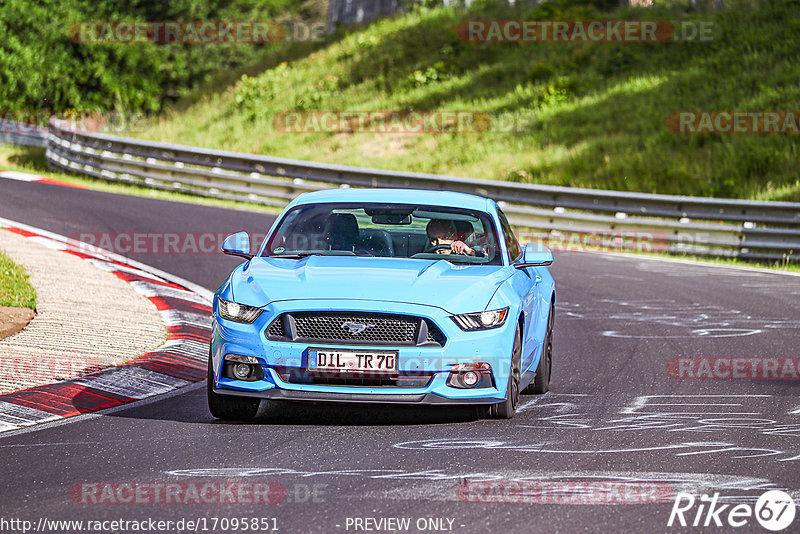 Bild #17095851 - Touristenfahrten Nürburgring Nordschleife (11.06.2022)