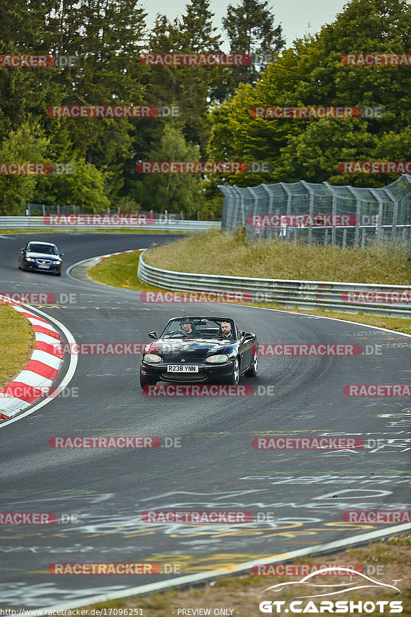 Bild #17096251 - Touristenfahrten Nürburgring Nordschleife (11.06.2022)