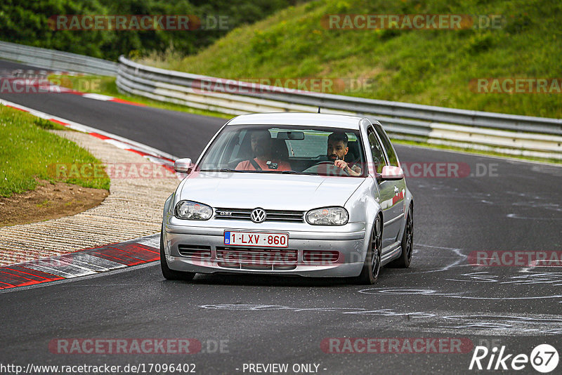 Bild #17096402 - Touristenfahrten Nürburgring Nordschleife (11.06.2022)