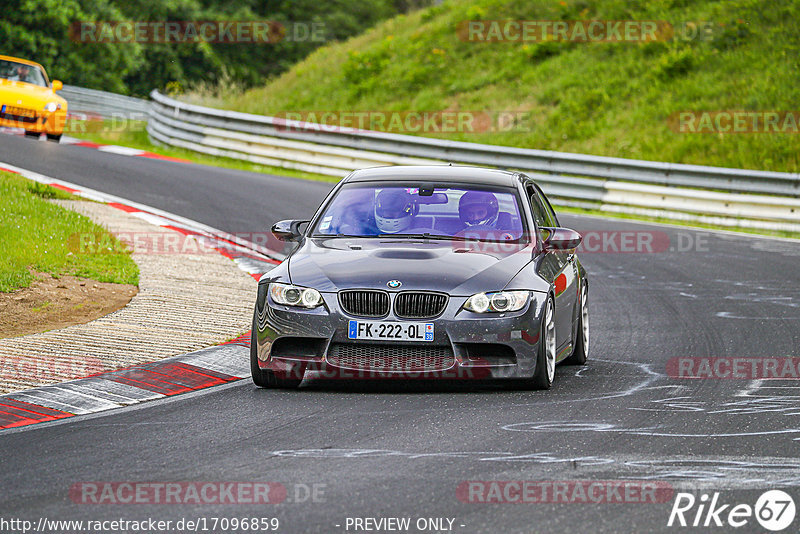 Bild #17096859 - Touristenfahrten Nürburgring Nordschleife (11.06.2022)