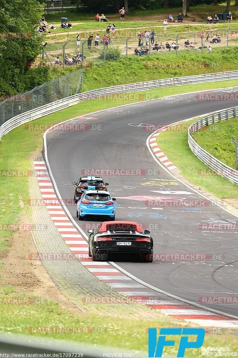 Bild #17097239 - Touristenfahrten Nürburgring Nordschleife (11.06.2022)