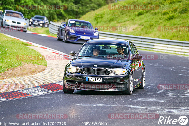 Bild #17097378 - Touristenfahrten Nürburgring Nordschleife (11.06.2022)