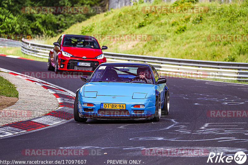 Bild #17097607 - Touristenfahrten Nürburgring Nordschleife (11.06.2022)