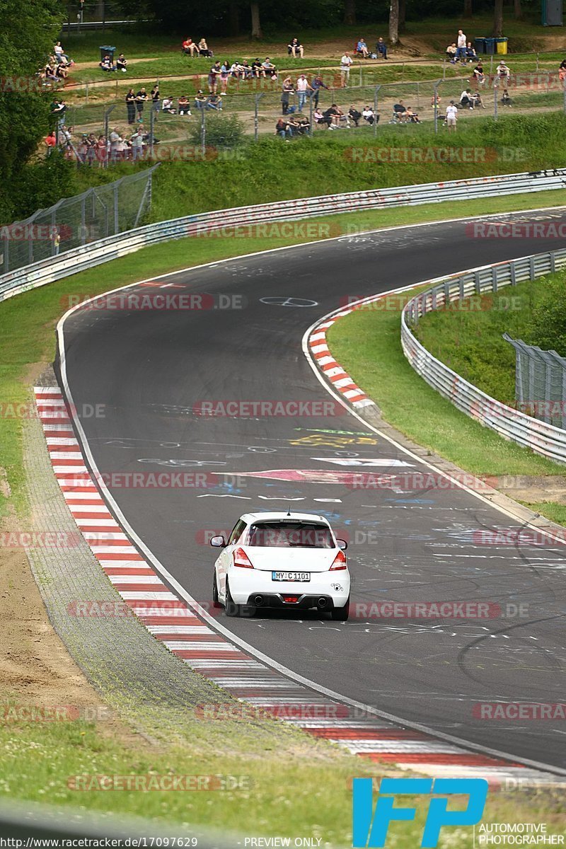 Bild #17097629 - Touristenfahrten Nürburgring Nordschleife (11.06.2022)