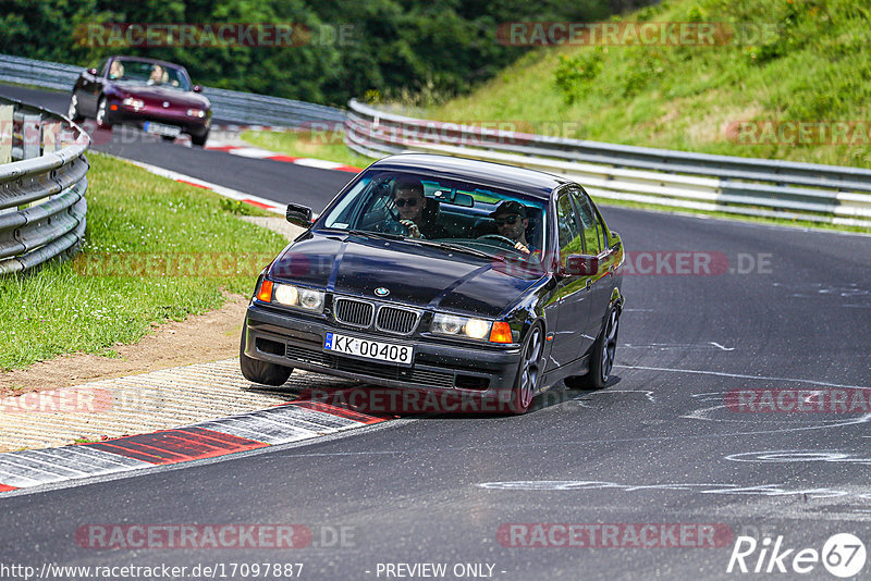 Bild #17097887 - Touristenfahrten Nürburgring Nordschleife (11.06.2022)