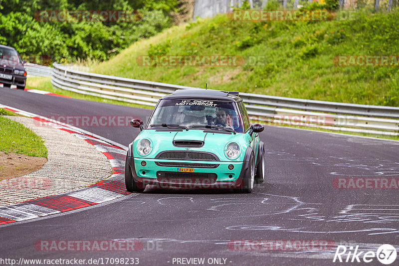 Bild #17098233 - Touristenfahrten Nürburgring Nordschleife (11.06.2022)