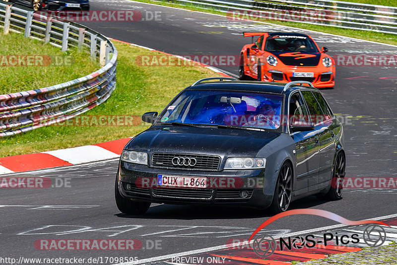 Bild #17098595 - Touristenfahrten Nürburgring Nordschleife (11.06.2022)