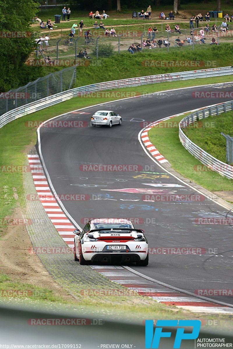 Bild #17099152 - Touristenfahrten Nürburgring Nordschleife (11.06.2022)