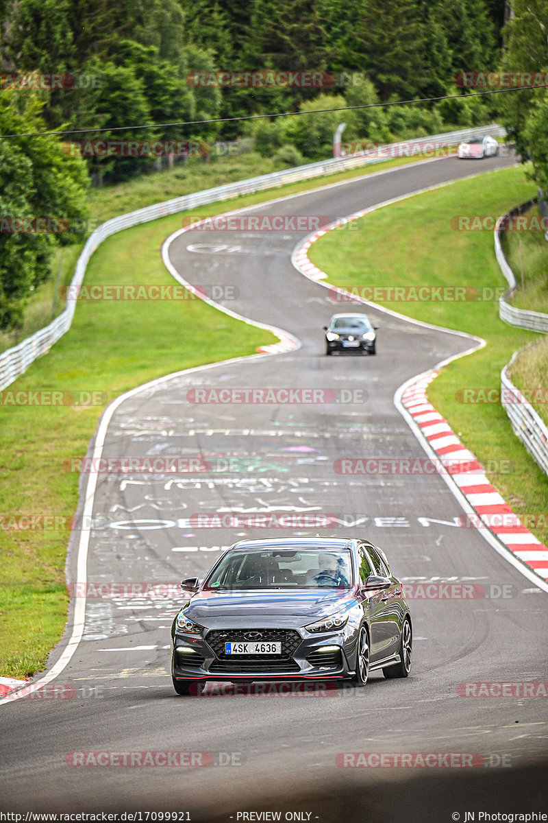 Bild #17099921 - Touristenfahrten Nürburgring Nordschleife (11.06.2022)