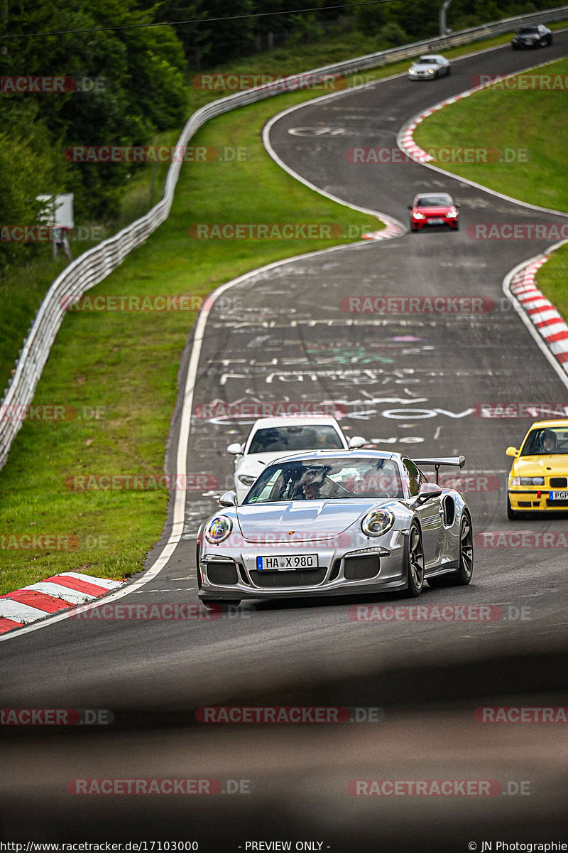 Bild #17103000 - Touristenfahrten Nürburgring Nordschleife (11.06.2022)