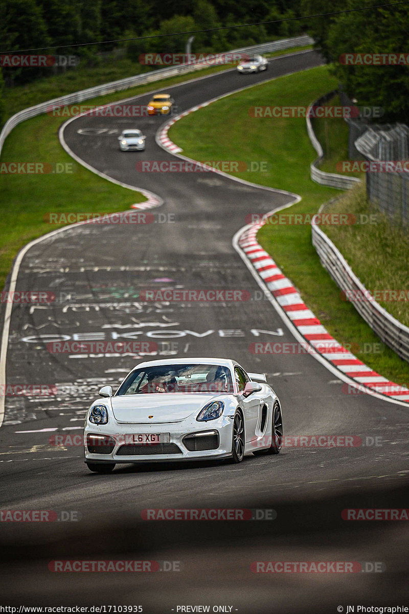 Bild #17103935 - Touristenfahrten Nürburgring Nordschleife (11.06.2022)