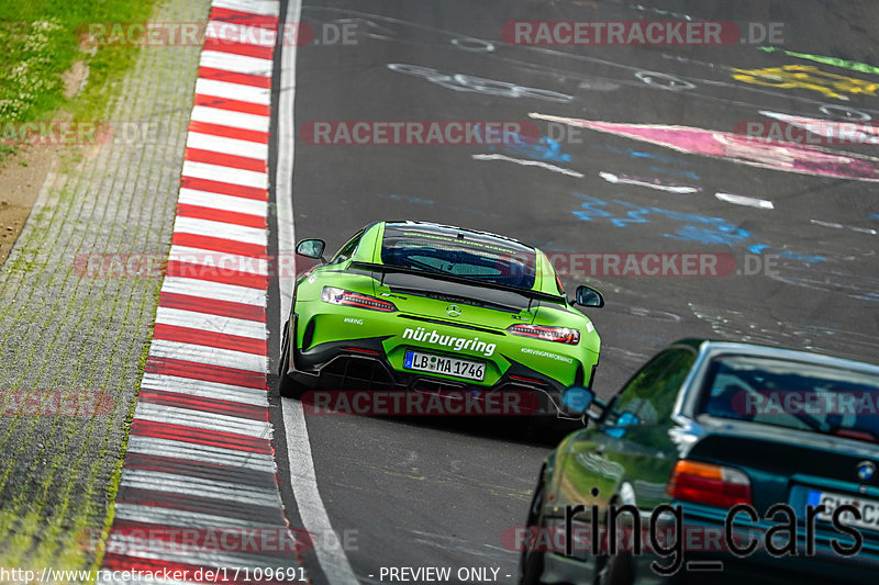 Bild #17109691 - Touristenfahrten Nürburgring Nordschleife (11.06.2022)