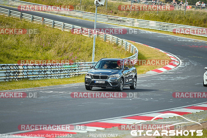 Bild #17109952 - Touristenfahrten Nürburgring Nordschleife (11.06.2022)