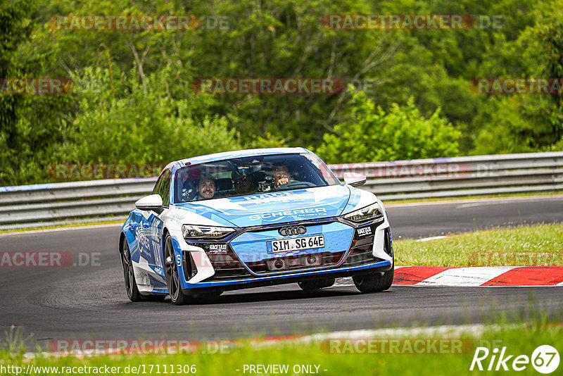 Bild #17111306 - Touristenfahrten Nürburgring Nordschleife (11.06.2022)