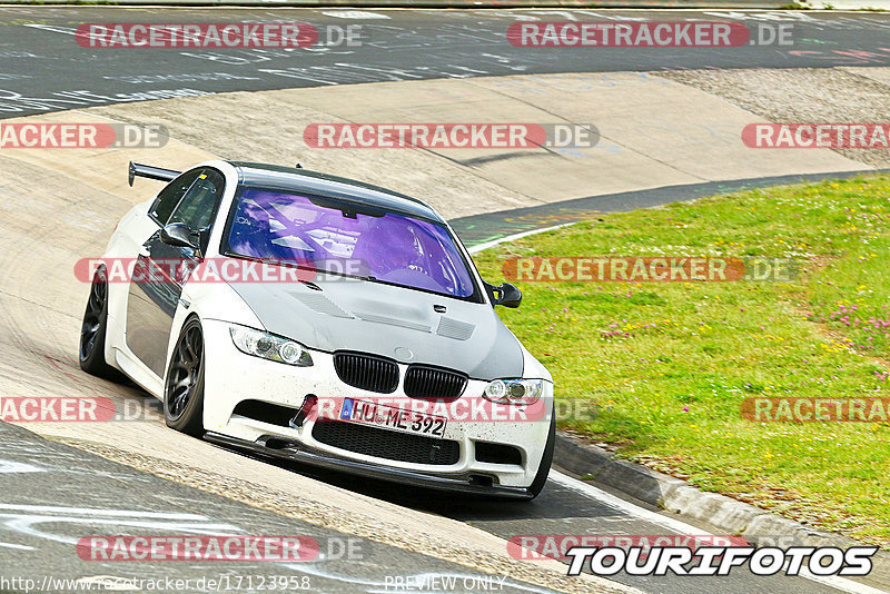 Bild #17123958 - Touristenfahrten Nürburgring Nordschleife (11.06.2022)