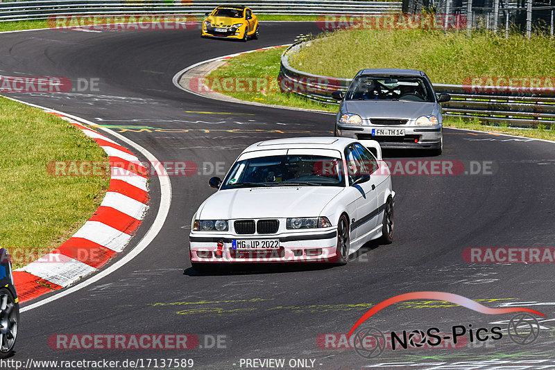 Bild #17137589 - Touristenfahrten Nürburgring Nordschleife (12.06.2022)