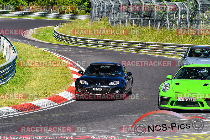 Bild #17147690 - Touristenfahrten Nürburgring Nordschleife (12.06.2022)