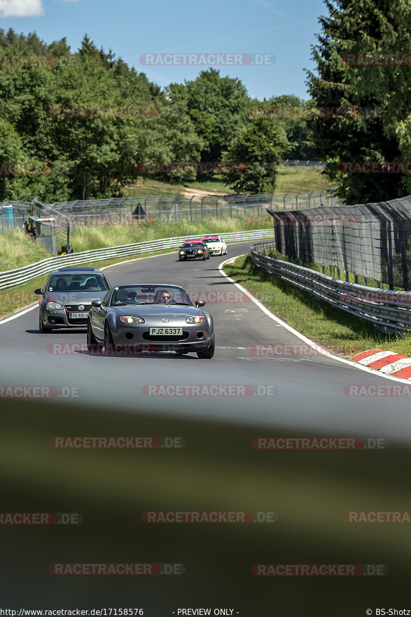 Bild #17158576 - Touristenfahrten Nürburgring Nordschleife (12.06.2022)