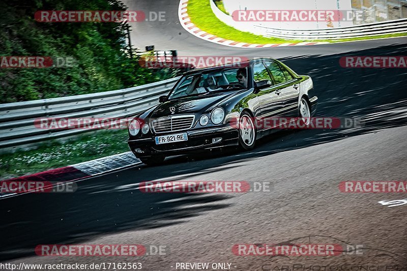 Bild #17162563 - Touristenfahrten Nürburgring Nordschleife (12.06.2022)