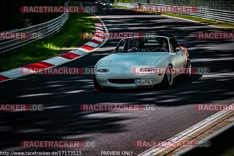 Bild #17173515 - Touristenfahrten Nürburgring Nordschleife (12.06.2022)