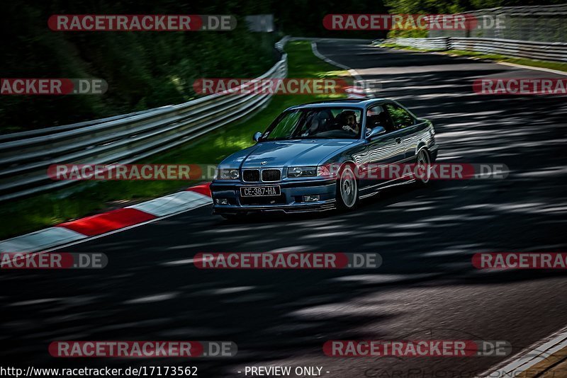 Bild #17173562 - Touristenfahrten Nürburgring Nordschleife (12.06.2022)