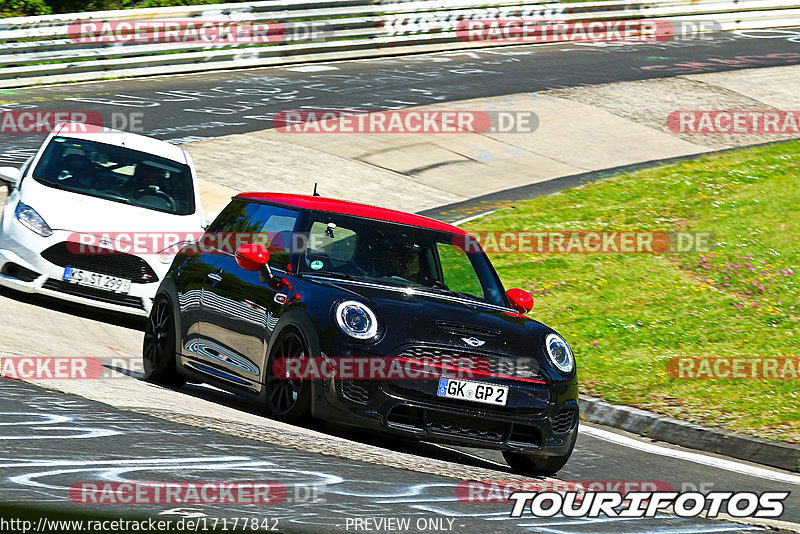 Bild #17177842 - Touristenfahrten Nürburgring Nordschleife (12.06.2022)