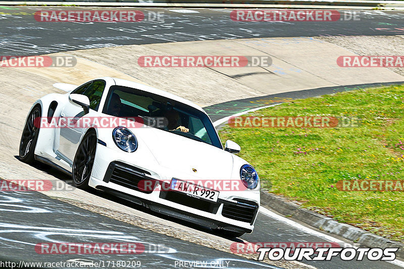 Bild #17180209 - Touristenfahrten Nürburgring Nordschleife (12.06.2022)