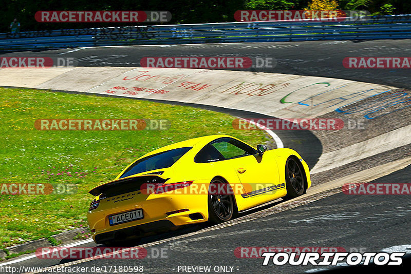 Bild #17180598 - Touristenfahrten Nürburgring Nordschleife (12.06.2022)