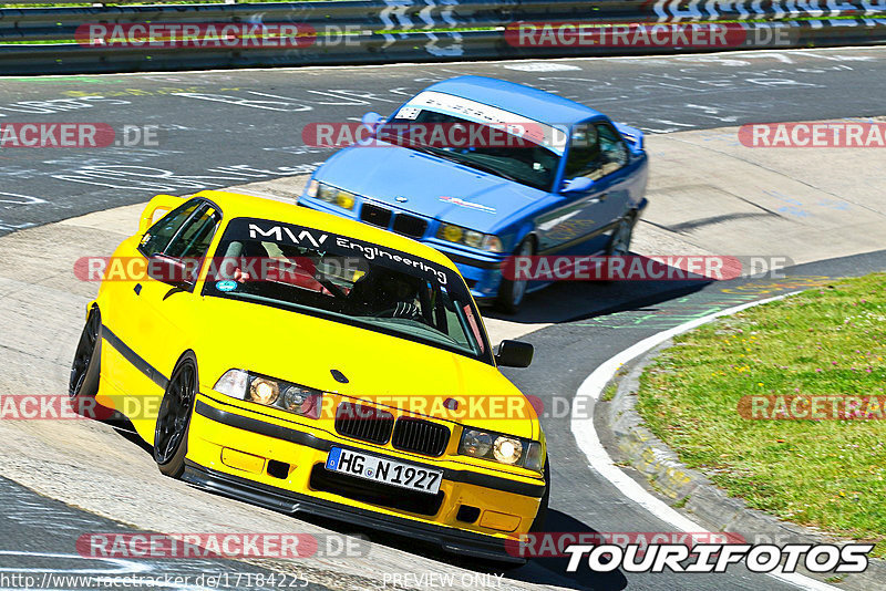 Bild #17184225 - Touristenfahrten Nürburgring Nordschleife (12.06.2022)