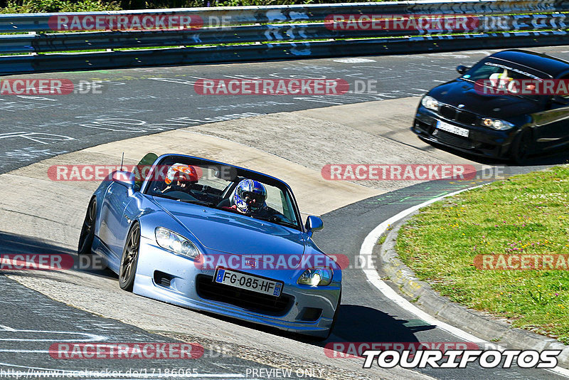 Bild #17186065 - Touristenfahrten Nürburgring Nordschleife (12.06.2022)