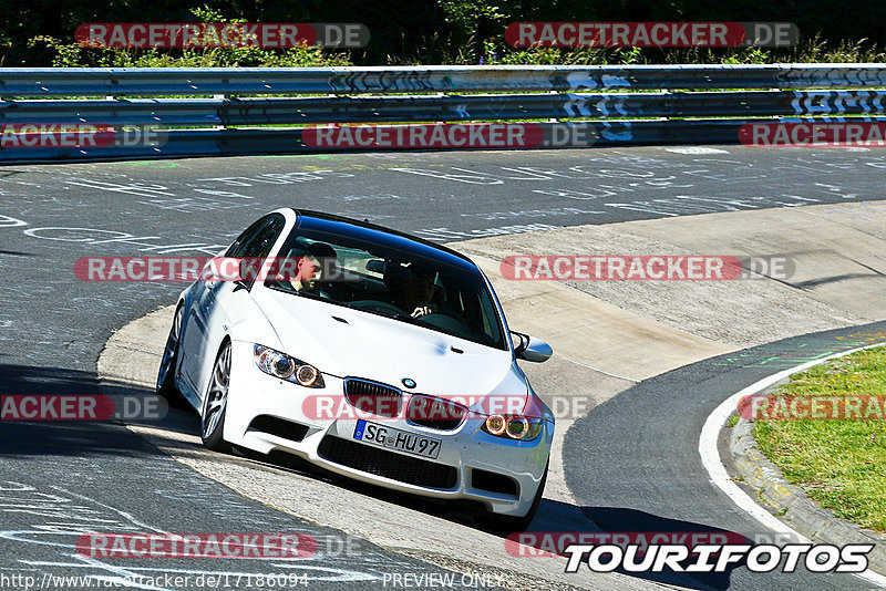 Bild #17186094 - Touristenfahrten Nürburgring Nordschleife (12.06.2022)