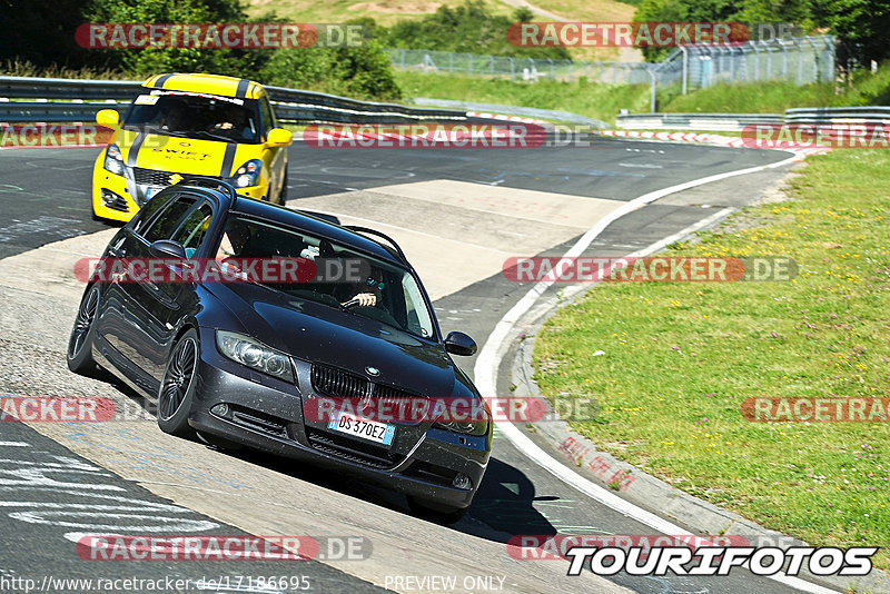 Bild #17186695 - Touristenfahrten Nürburgring Nordschleife (12.06.2022)