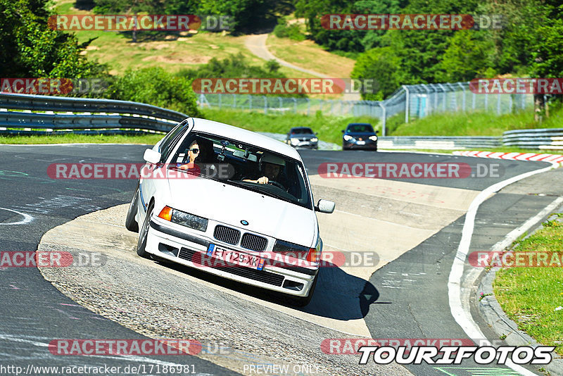 Bild #17186981 - Touristenfahrten Nürburgring Nordschleife (12.06.2022)